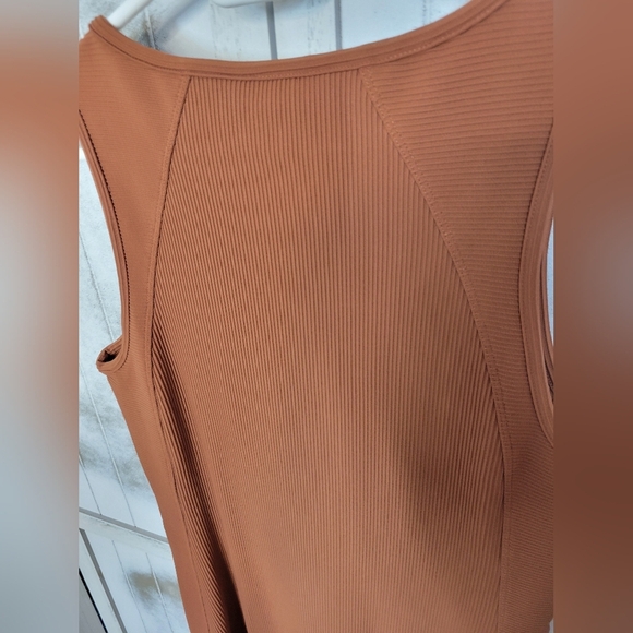 Nwot Athleta Midi Dress Brown Medium - Picture 5 of 5